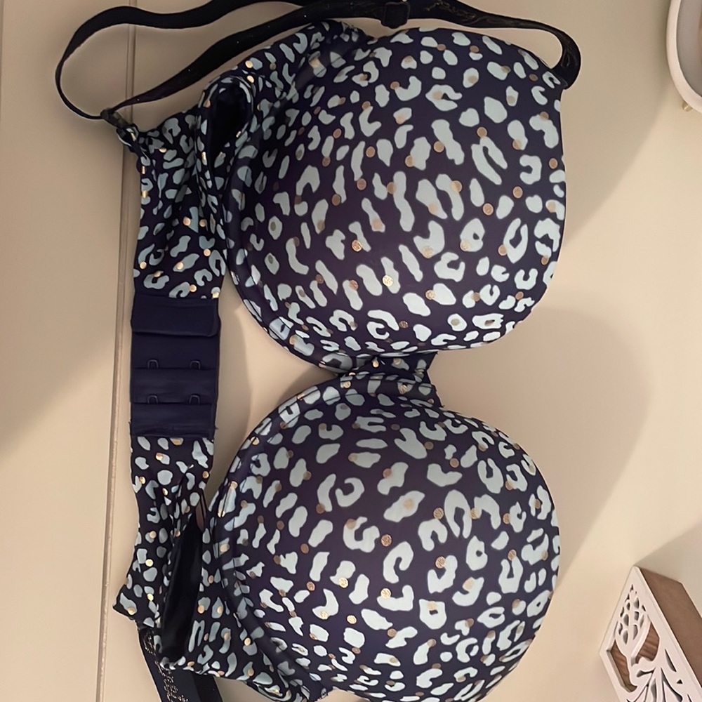 Size 34D